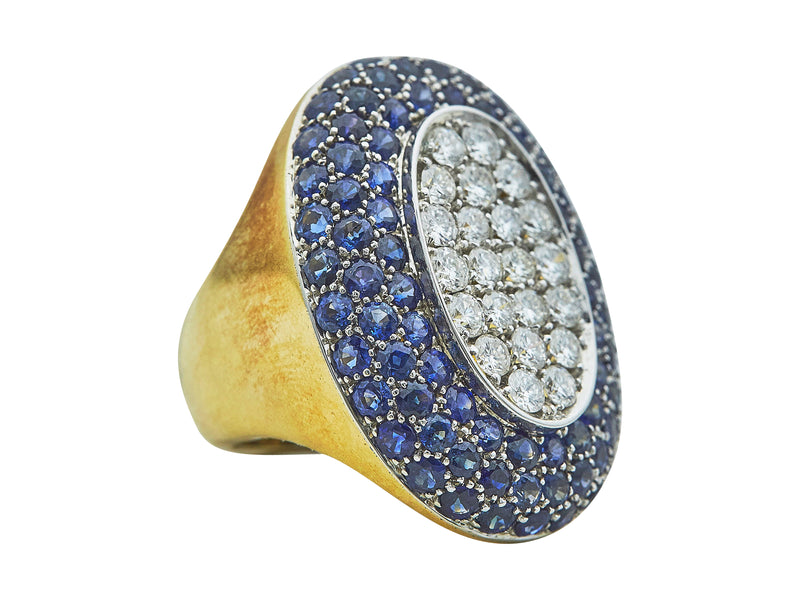 A Diamond and Sapphire Ring